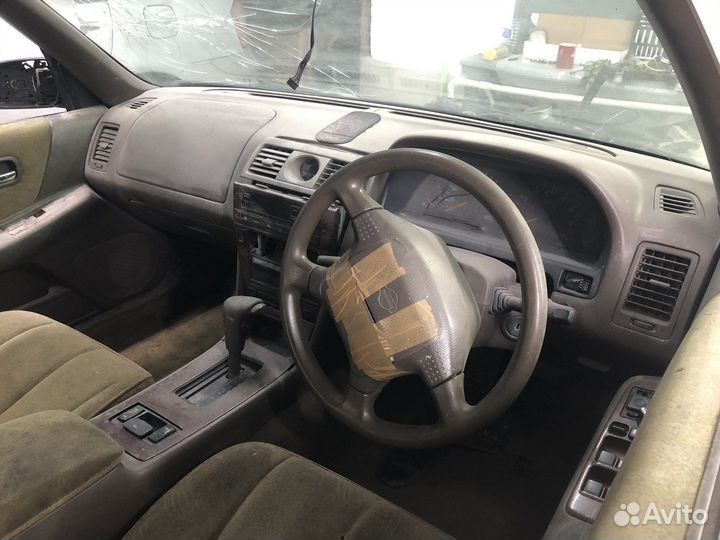 Nissan Laurel