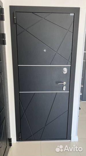 Дверь входная металлическая