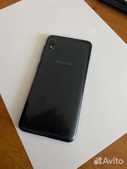 Samsung Galaxy A10, 2/32 ГБ