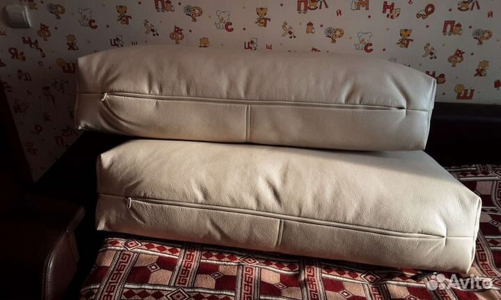 Подуши кожзам