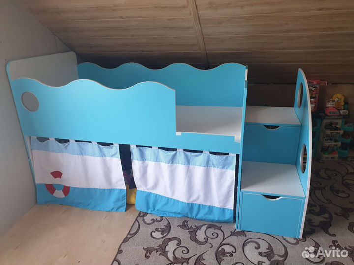 Детская кровать чердак