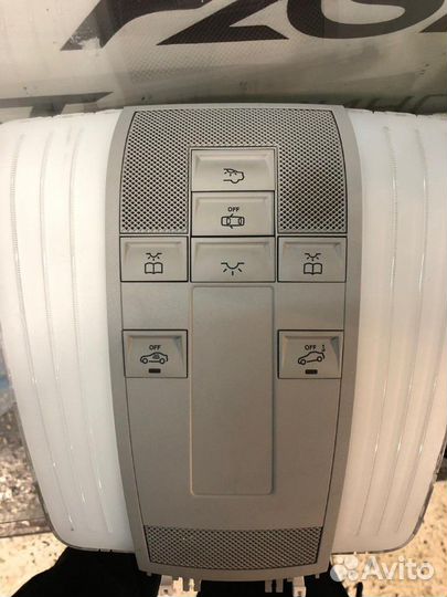 Плафон салона мерседес 212 w212