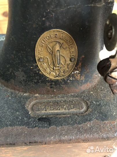 Швейная машина Singer