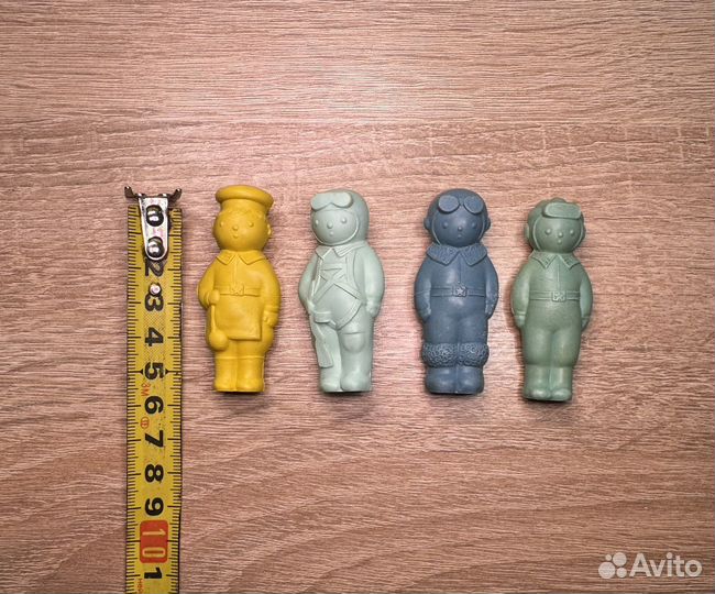 Игрушка СССР танкист повар солдатик летчик СССР