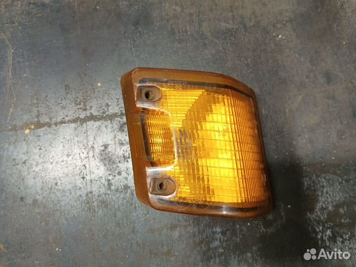 Поворотник volkswagen transporter