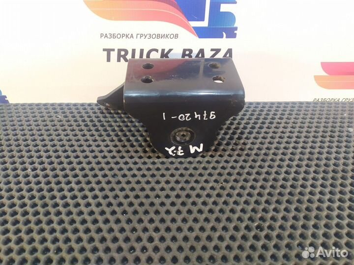 81417202783 Кронштейн торсиона кабины левый