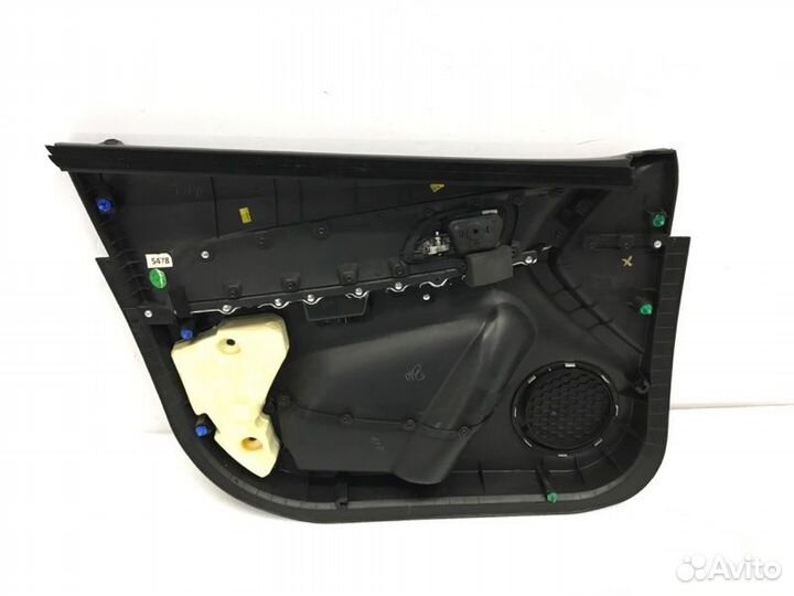 Обшивка двери передняя правая Chevrolet Cruze 1