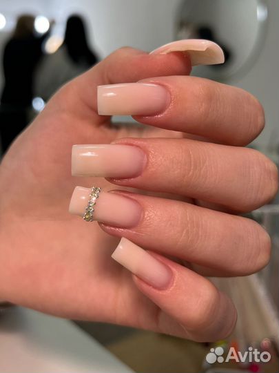 Модель на маникюр бесплатно