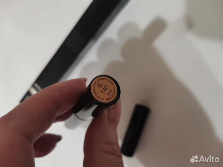 Корректор givenchy