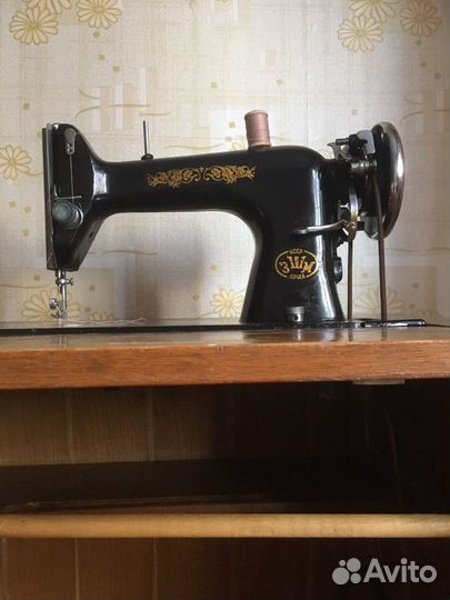 Швейная машина, иглы и др