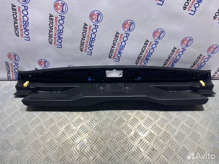 Накладка задней панели Лада Х-рей I (2015– н.в.)