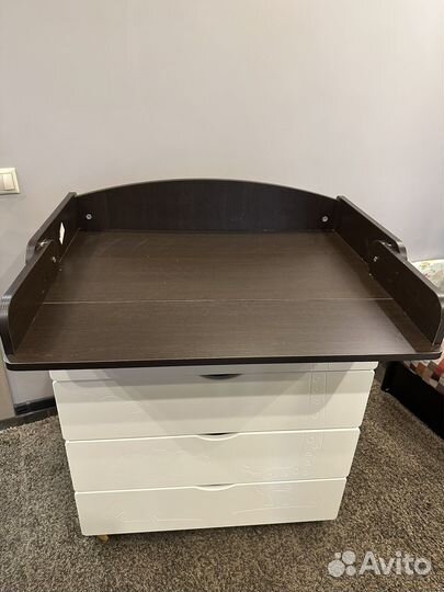 Пеленальный комод с матрасом