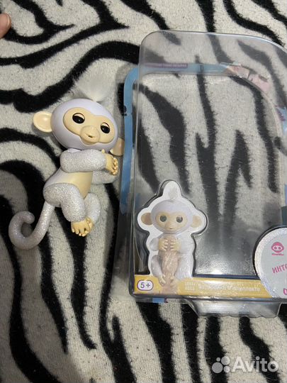 Интерактивная обезьянка Fingerlings
