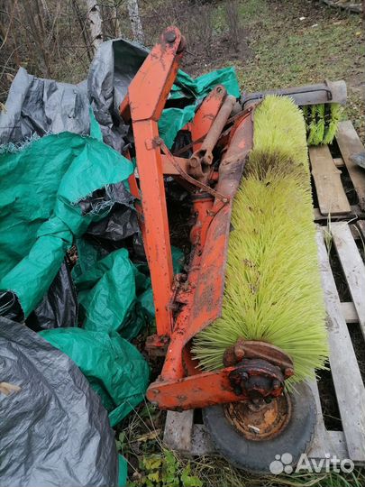 Щетка коммунальная