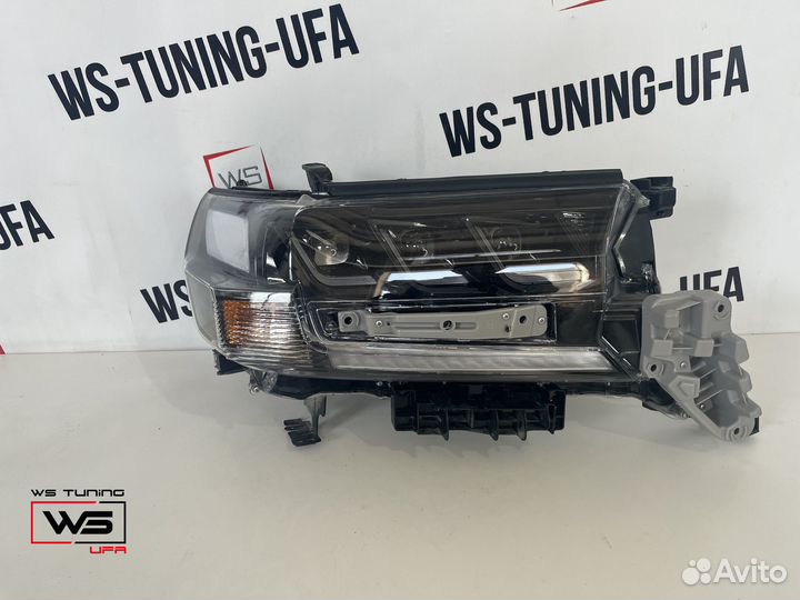 Фара правая toyota land cruiser 200 BF23