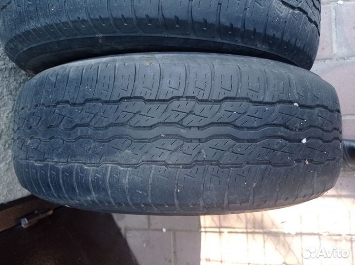 Bridgestone Dueler H/T 687 225/65 R17