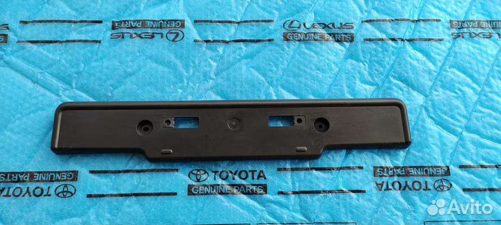 Кронштейн номерного знака Прадо 150 Оригинал 09-13