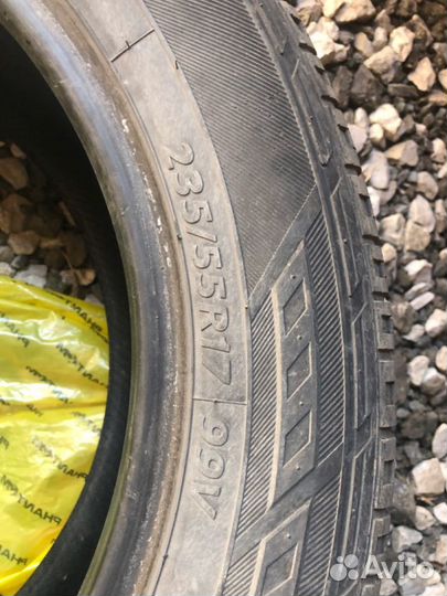 Hankook Dynapro HP RA23 235/55 R17