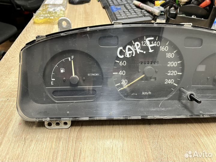 Панель приборов Toyota Carina E T16