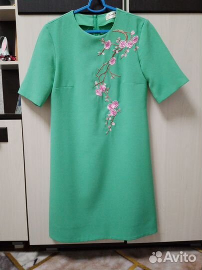 Платье женское