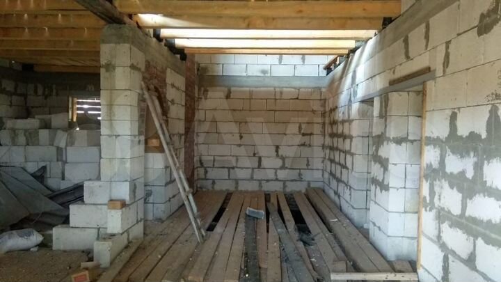 Дом 182 м² на участке 10 сот.