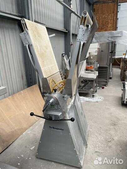 Тестораскаточная машина