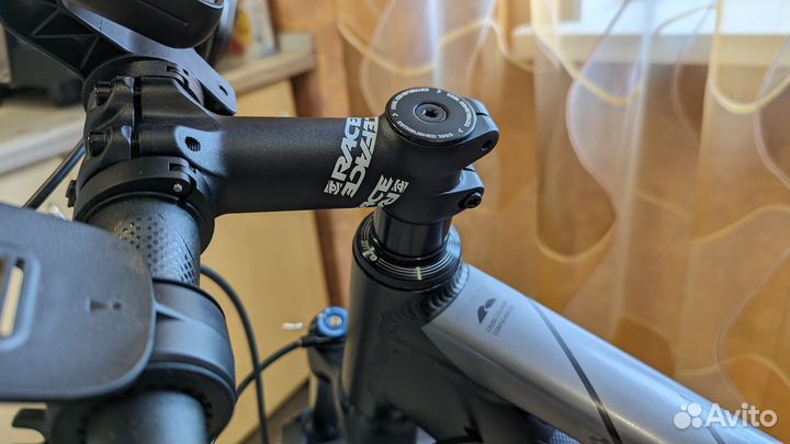 Велосипед горный cube 29