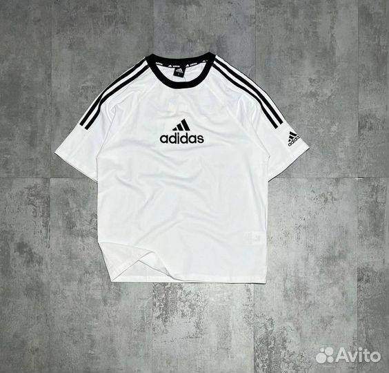 Adidas футболка