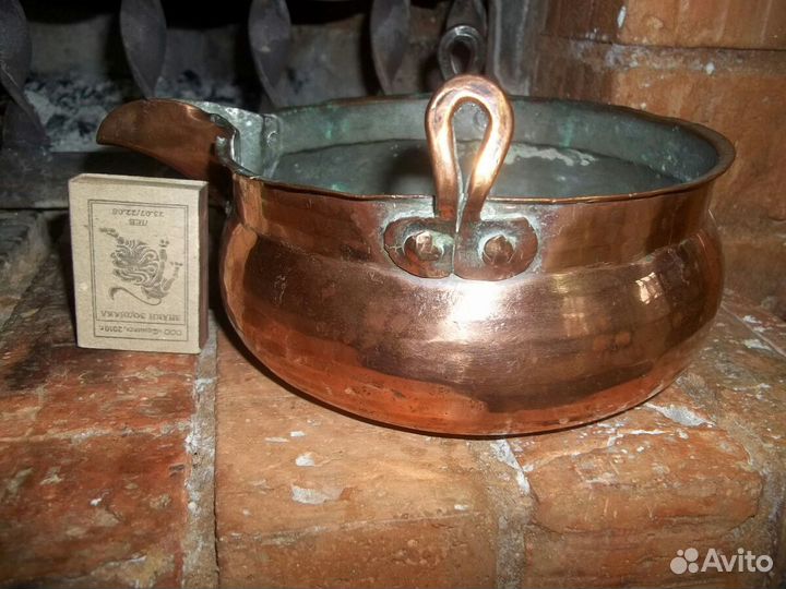 Старинный медный рукомойник,рыльник