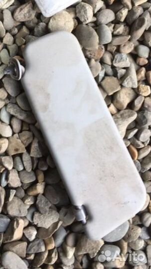 Toyota Matrix 2003 козырек правый солнцезащитный