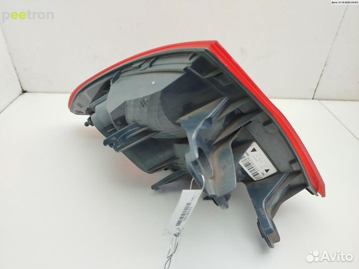 Б/У Б/У Фонарь задний правый мелкие царапины