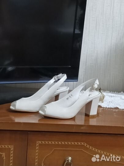 Туфли женские