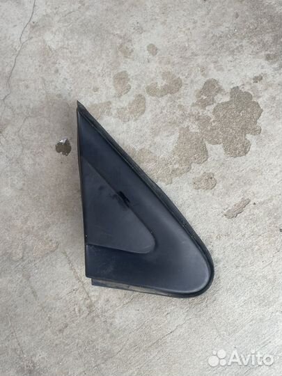 Уголок двери правый наружный mitsubishi lancer 9