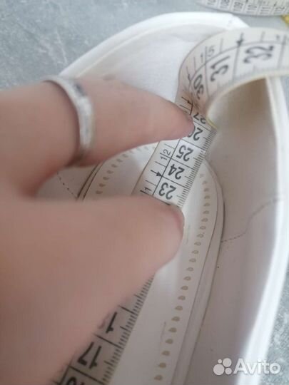 Балетки белые