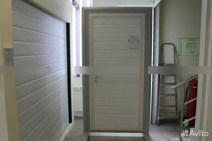 Дверь для гаража