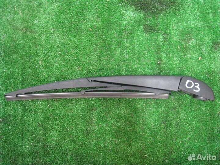 Поводок стеклоочистителя задний Toyota Verso R2 2