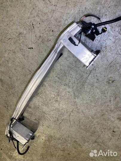 Усилитель бампера передний Audi A5 8T 8T 8K0807113