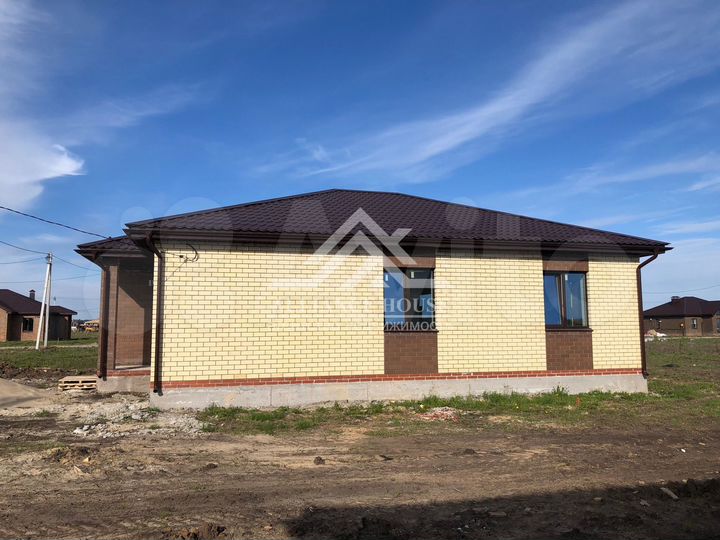 Коттедж 120 м² на участке 10 сот.