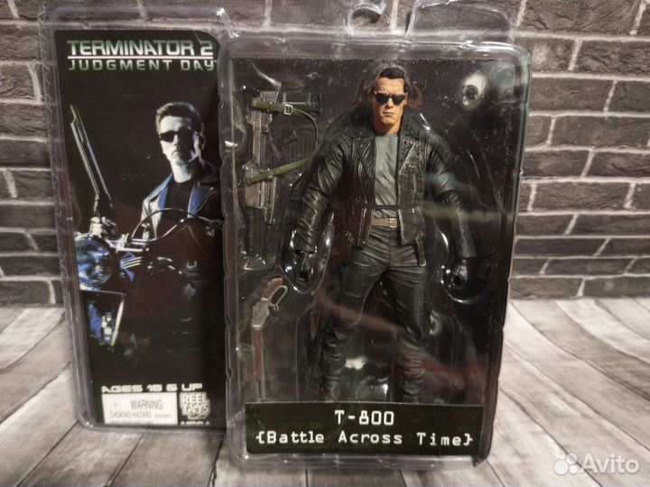 Коллекционные фигурки Терминатор T-800,T -1000