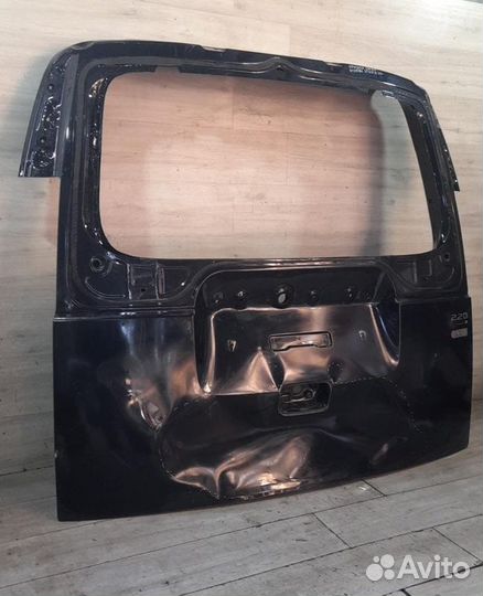 Крышка багажника Hyundai Staria С 2021 Года