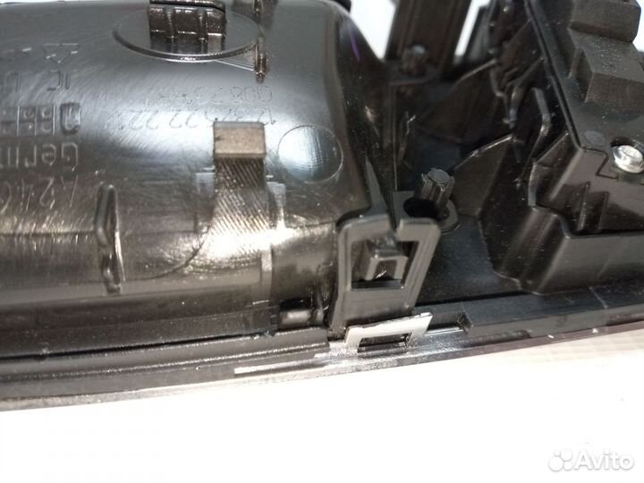 Mercedes B W246 ручка передняя левая