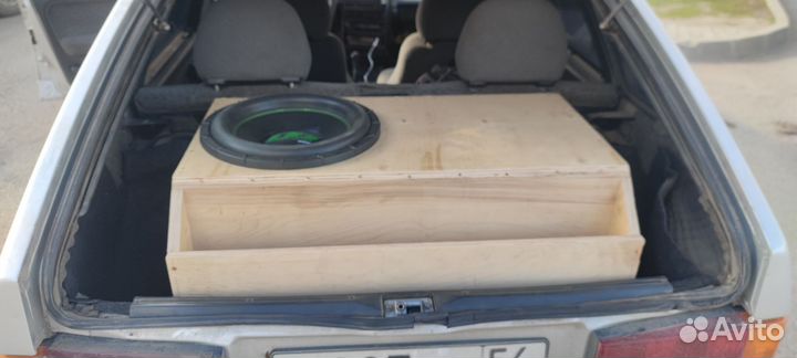 Сабвуфер DB-SA305D2