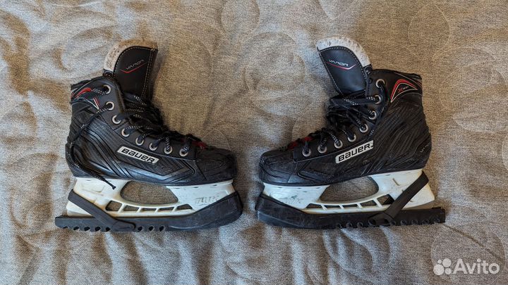 Коньки хоккейные Bauer размер 36