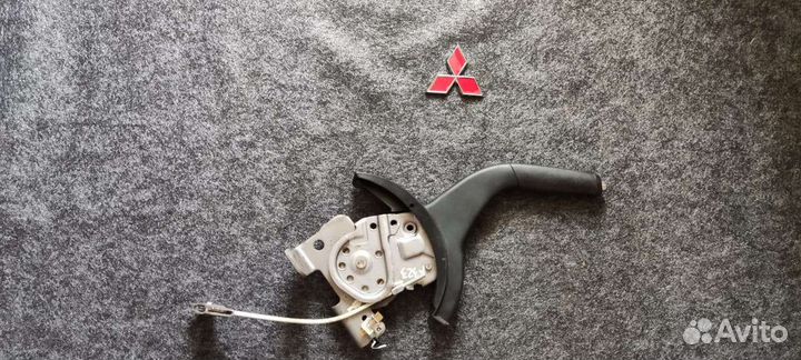Ручка ручного тормоза Mitsubishi Lancer X