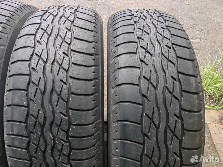 Bridgestone Dueler H/T D687 225/65 R17 101H