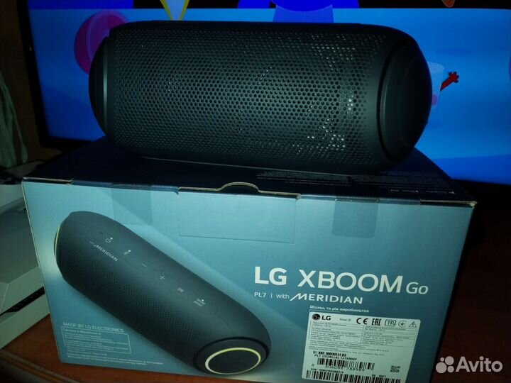 Блютуз колонка LG xboom Go PL7