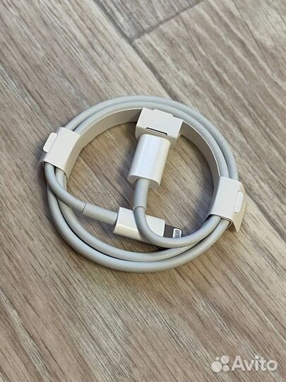Оригинальный кабель apple lightning