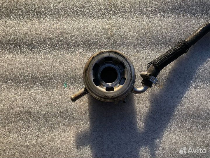 Kawasaki Z1000 2006 маслоохладитель