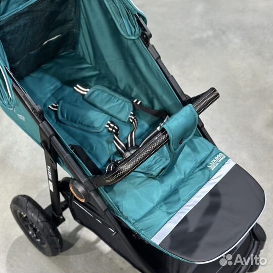 Прогулочная коляска luxmom V1