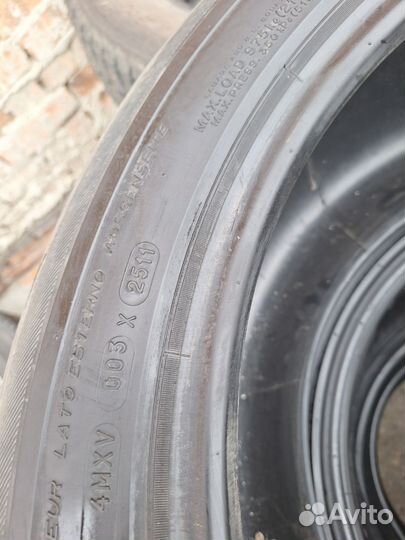 Michelin 4x4 Diamaris 255/50 R19 и 285/45 R19